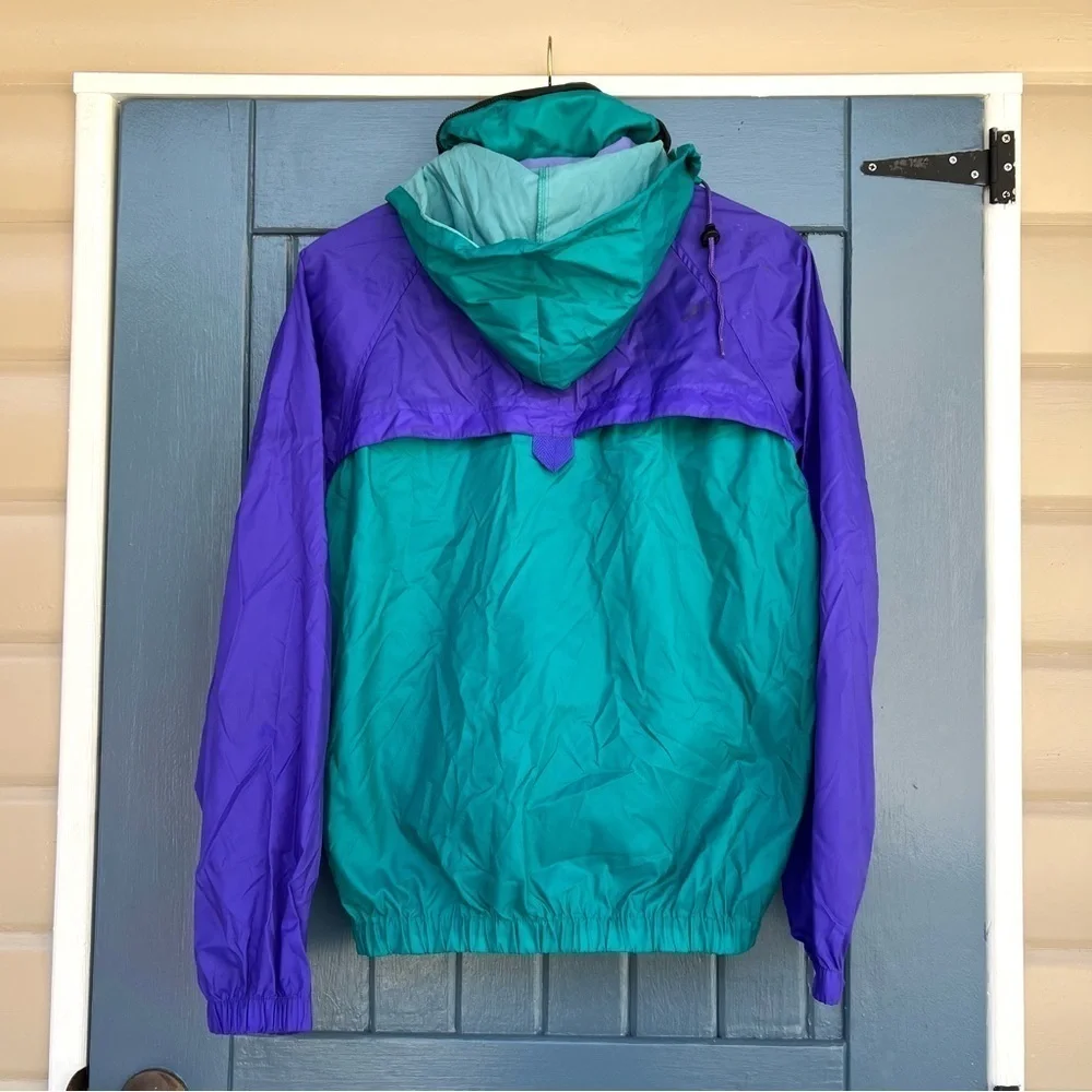 Vintage Columbia Full Zip Windbreaker
Radial Sleeve Jacket Men's Size S - Picture 3 of 9